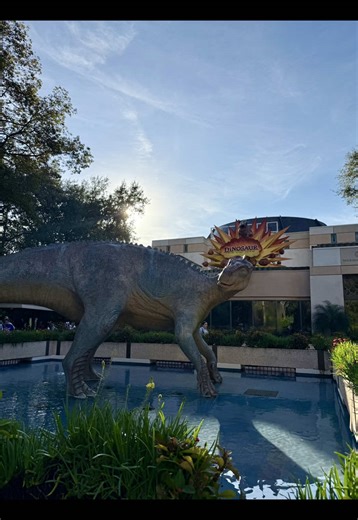 Time Travel Adventure: Riding Dinosaurs Before Extinction