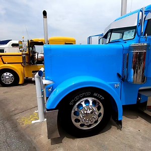 303K views · 16K reactions | Cool Blue Old School Peterbilt Truck   by #iTrucker #truck #trucks #trucking #truckdriver #trucker #oldschool | iTrucker | Facebook