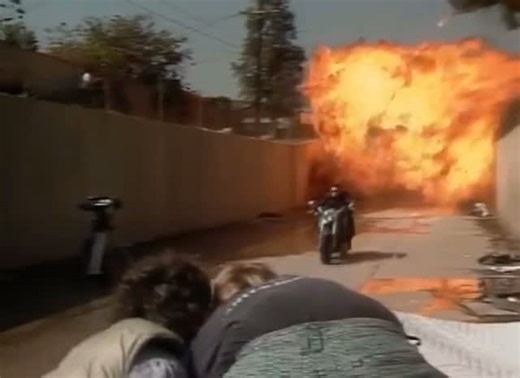 Run Up Steve on Instagram: "Did you know Cameron shot the movie with two colors used as lighting and filtering: orange and blue. Orange was the color of humanity while blue was the color of machines. This was brought to a head in the steel mill finale, where humanity (and a humanized Terminator) makes its final stand against the machines. The orange hues of the molten steel (which would destroy the machines) was filmed opposite of the cold blue of the machinery around it. #terminator2 #terminato