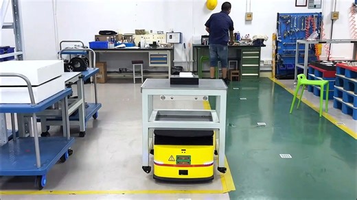 AGV顶升机器人重塑工厂智能制造新样貌