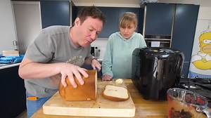 Aldi’s Budget Bread & Fondue Maker