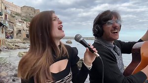 Una canzone calabrese con Eleonora Anania | Santino Cardamone