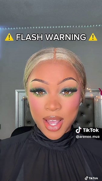 Devil in disguise 👹 ⚠️ SFX Makeup | Fake Blood ⚠️ #sfxmakeup #specialeffectsmakeup #trending #viral #halloween #scary #horror #makeuptransition