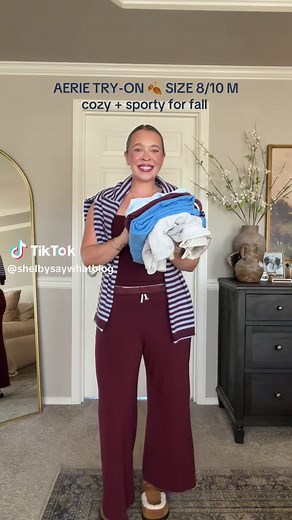 Aerie fall try-on haul 🍂💙 size 8/10! I wanted sporty, cozy pieces I can wear now and layer as heading into fall. Details on my LTK 🧸 #aerie #aeriehaul #tryon #size10 #size10fashion @aerie