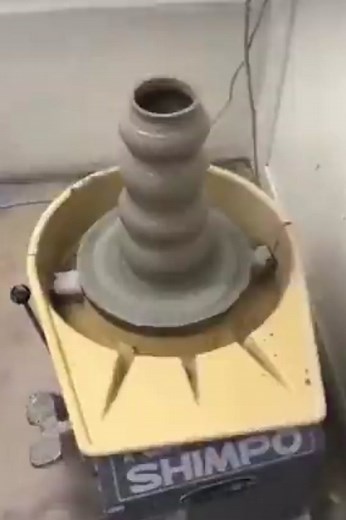 Me when the failure #meme #funny #goofy #goofyahh #fyp #fypシ #shitposting #deltarunechapter2 #deltarune #undertale #deltarunememes #spinning #pottery #potterytiktok #fail #squish #explode #sfx