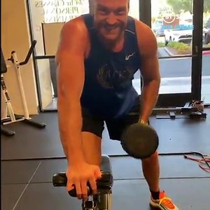 Putting the hours in at the gym 💪💪 | Tyson Fury