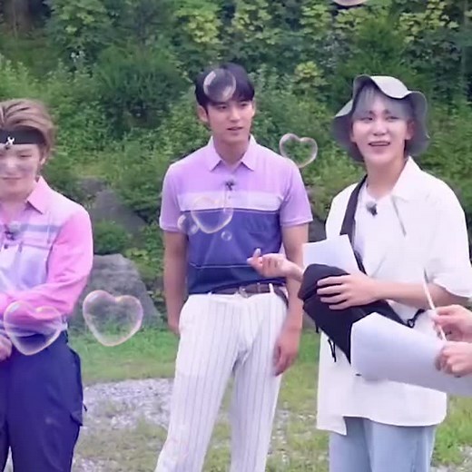 爆笑！セブチのウジとパンチングボール