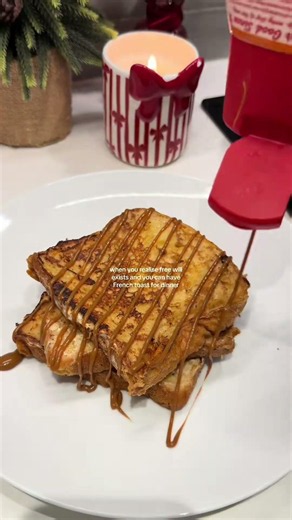 Gingerbread French toast 🫚🎄✨ #food