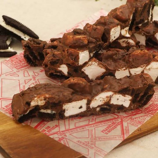 ザクザク食感！ マシュマロクッキーチョコバーのレシピ動画・作り方 | デリッシュキッチン