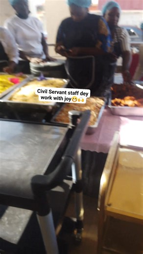 Still on Pantu Fwangshak's family making reception 😁😁😁 God bless your union brother 🙌☺️🙏 #catering #Hustle #reelviral | Musa Rekwi Odonko