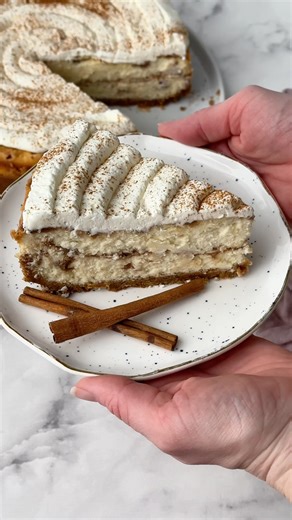 🤎✨Cinnamon Roll Cheesecake ✨🤎 Comment “SEND” and I’ll send you a direct link (check your inbox/message requests) #cheesecake #cheesecakerecipe #dessert #easydessert #dessertrecipe #cinnamonroll #cinnamonrolls #easyrecipes #bakingrecipes https://www.thereciperebel.com/cinnamon-roll-cheesecake/ | The Recipe Rebel