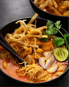 321K views · 24K reactions | Chiang Mai's famous 'Khao Soi' Noodle Soup… some people call it Thailand's version of laksa… I just call it magical | Marion's Kitchen | Facebook