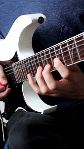 4.2K views · 92 reactions | A stretchy A minor #licklibraryquicklicks from Sam Bell  | LickLibrary | Facebook