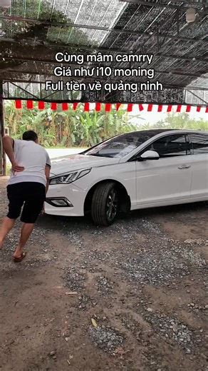 Cùng mâm Camry, giá i10: Yếu tố quyết định mua xe