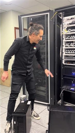 🥊Datapath vs Easy Multi Display: the battle of operational control rooms