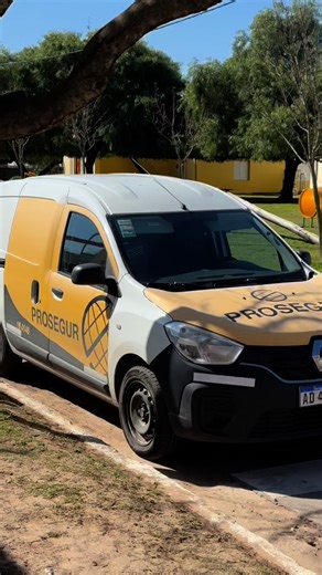 Ya está en funcionamiento el nuevo cajero automático en Los Zorros. Un servicio que acerca más comodidad y beneficios a nuestros vecinos, sin necesidad de trasladarse a otras localidades. Seguimos gestionando para mejorar la calidad de vida de nuestra comunidad. 💙 | Muni LosZorros