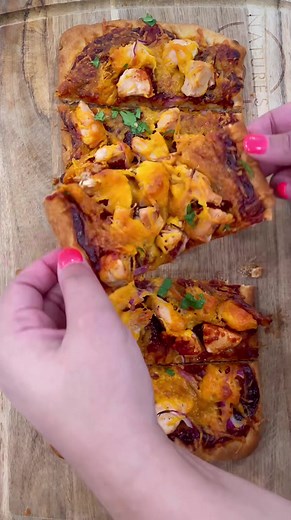 Delicious Barbecue Chicken Flatbread Recipe