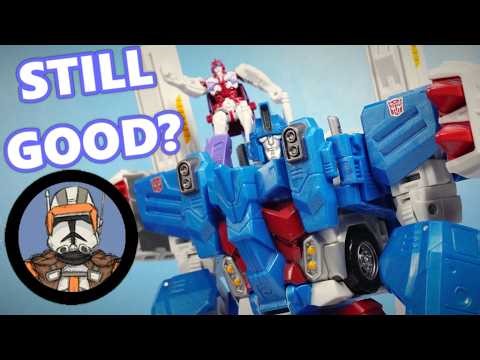 Leader Class was a lot different 10 years ago... Combiner Wars Ultra Magnus (Takara Legends)