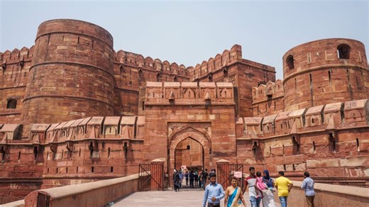 Who built the Agra Fort? ASI doesn't know