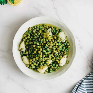 Arakas Latheros (Greek Peas With Potatoes)