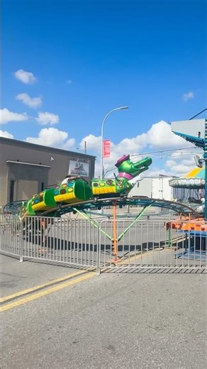 Street Roller Coaster at Michigan Labor Day Fair 🎡 | Amazing Street Festival Ride 2025