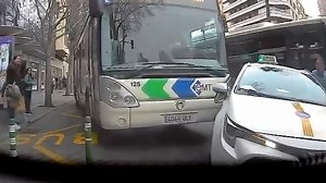 El conductor de la EMT que embistió a un taxi en Palma está de baja y la empresa pública abre una investigación