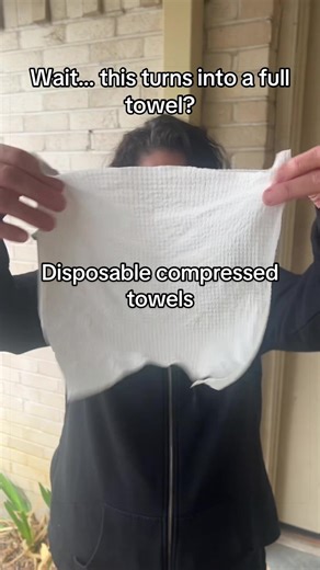 These disposable compressed towels start so tiny and expand into a full towel with just water. Perfect for travel, the gym, restaurants, or keeping in your bag for emergencies. Clean, compact, and honestly a lifesaver. Grab it before it sells out! #TravelHacks #compressedtowels #LifeHack #CleanGirlEssentials #disposabletowels