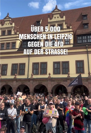 Wir waren mit über 5.000 Menschen heute in #Leipzig auf der Straße, um laut zu sein gegen die AfD, ihre menschenverachtende Politik und gegen jede Zusammenarbeit mit Rechtsextremen! Wir senden solidarische Grüße an alle Antifaschist:innen in Sachsen-Anhalt! #fckafd #161