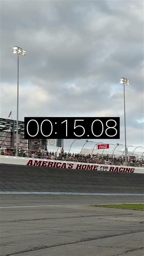 And they do this for 400 laps 💨 Who guessed the correct lap time? Be honest NASCAR nation 🤔