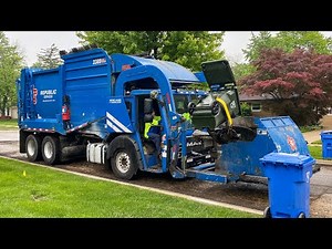 Republic’s Unbelievably Fast Mack LR Heil Odyssey Curotto Can Garbage Truck