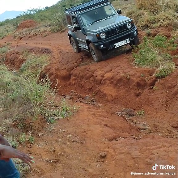 Held Up In The Guts #suzukijimny#jimnyoffroad#jimnycrawler#JB74#jimnytembeakenya#jimnyinafrica#jimnysafari#jimnyoverlanding#jimnycamping#suzukijimnykenya#jimnygroupinkenya#jimny4x4#suzukijimny2024#suziukijimnymodified#fyp