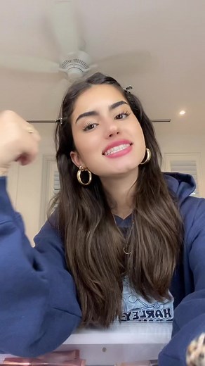 hello (@kittyykaat)’s videos with original sound - hello