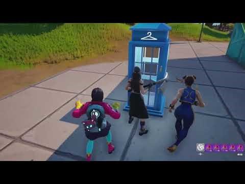 Fortnite Party Royale: I joined a Group of Players and Chun-Li to Emote Together.