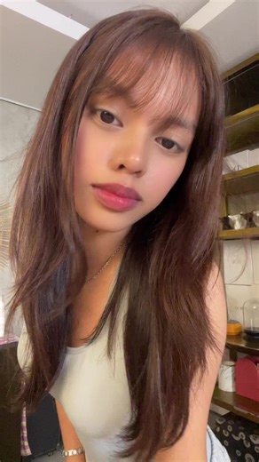 Elaine and Nica's Pool Showdown: Dance Challenges