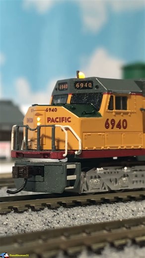 Model Showcase - Bachmann’s UP EMD DDA40X (6940)
