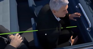 Virtual Return to the Crime Scene