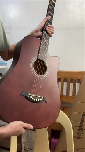 Beginner Acoustic Guitar Tips for Affordable Learning