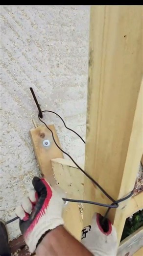 The Most Satisfying Roof Wire Twist You'll See Today 🛠️ #ASMRConstruction #SatisfyingWork #Carpentry