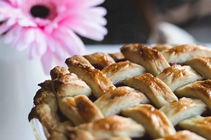 Easy Small Cherry Pie Recipe