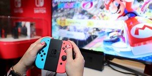 How to Play Nintendo Switch on TV Without the Dock