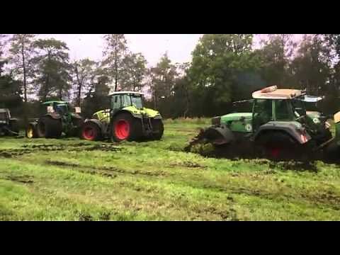 Fendt schwer festgefahren.