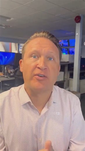 MORNING MINUTE | A bill is being proposed to ban all hand-held devices while driving. Stricter rules and tougher penalties in school and construction zones are on the table. Read more: https://bit.ly/4ppKv31 | CBS 12 News