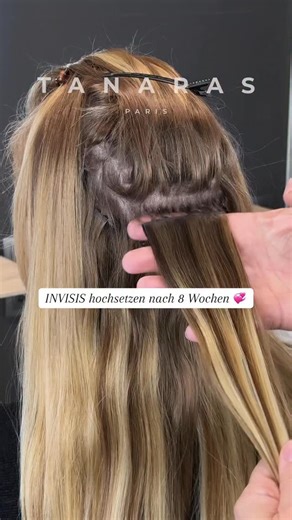 TANARAS | Hochwertige Haarverlängerungen on Instagram: "So einfach war das Hochsetzen deiner Extensions noch nie! 😍 Wie du im Video siehst, sind unsere INVISIS Extensions so einfach hochzusetzen, dass du im Handumdrehen deine Traumfrisur kreierst. Mit unserer speziellen Zange kannst du sie in wenigen Minuten wieder befestigen – ganz ohne Friseur. So bleibt dein volles, luxuriöses Haar immer perfekt gestylt. 💫 Das Beste? INVISIS sind 100 % flexibel. Glatt, lockig, voluminös oder elegant zurückg