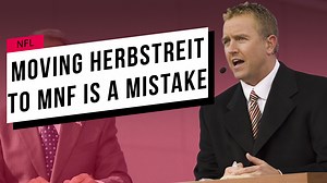 Blue-Ringed Octopus, One Of The Most Venomous Creatures On Earth, Filmed Swimming In Popular Pool