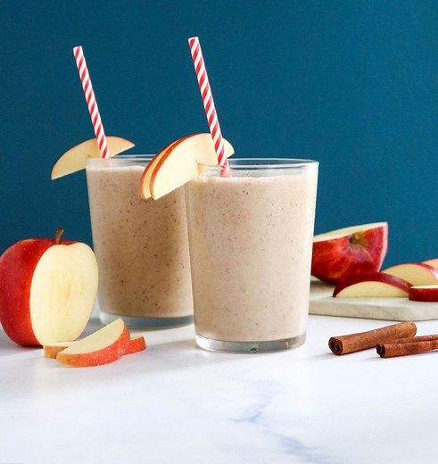 Perfect Apple Smoothie Recipe - Detoxinista
