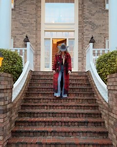 Lainey Wilson on Instagram: "4x4xU forever ❤️"