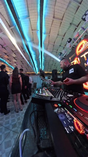 Prom Night Ideas for Graduation 2026: Themes, Music, and Photos