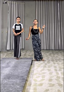 វីដេអូ​របស់ Queen Of The Catwalk🇰🇭 (@oliva_kong) ជាមួយ original sound - Queen Of The Catwalk🇰🇭