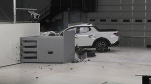 521K views · 1.5K reactions | The 2022 Hyundai Santa Cruz crew cab, a new small pickup, earns a TOP SAFETY PICK from IIHS when equipped with specific headlights. ️ | https://go.iihs.org/news-2022Santa-Cruz The Santa Cruz earns good ratings in six IIHS crashworthiness evaluations, including the driver-side small overlap test. | Insurance Institute for Highway Safety | Facebook