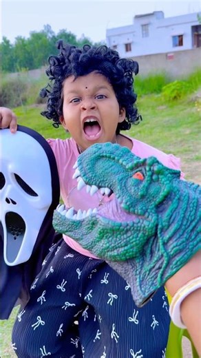 Why did Misti fight the Dinosaur🦖 🤗🤣🤪 #shorts #viralvideo #funny #funnyvideo #trending